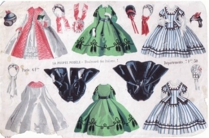 planche de vêtements de poupées